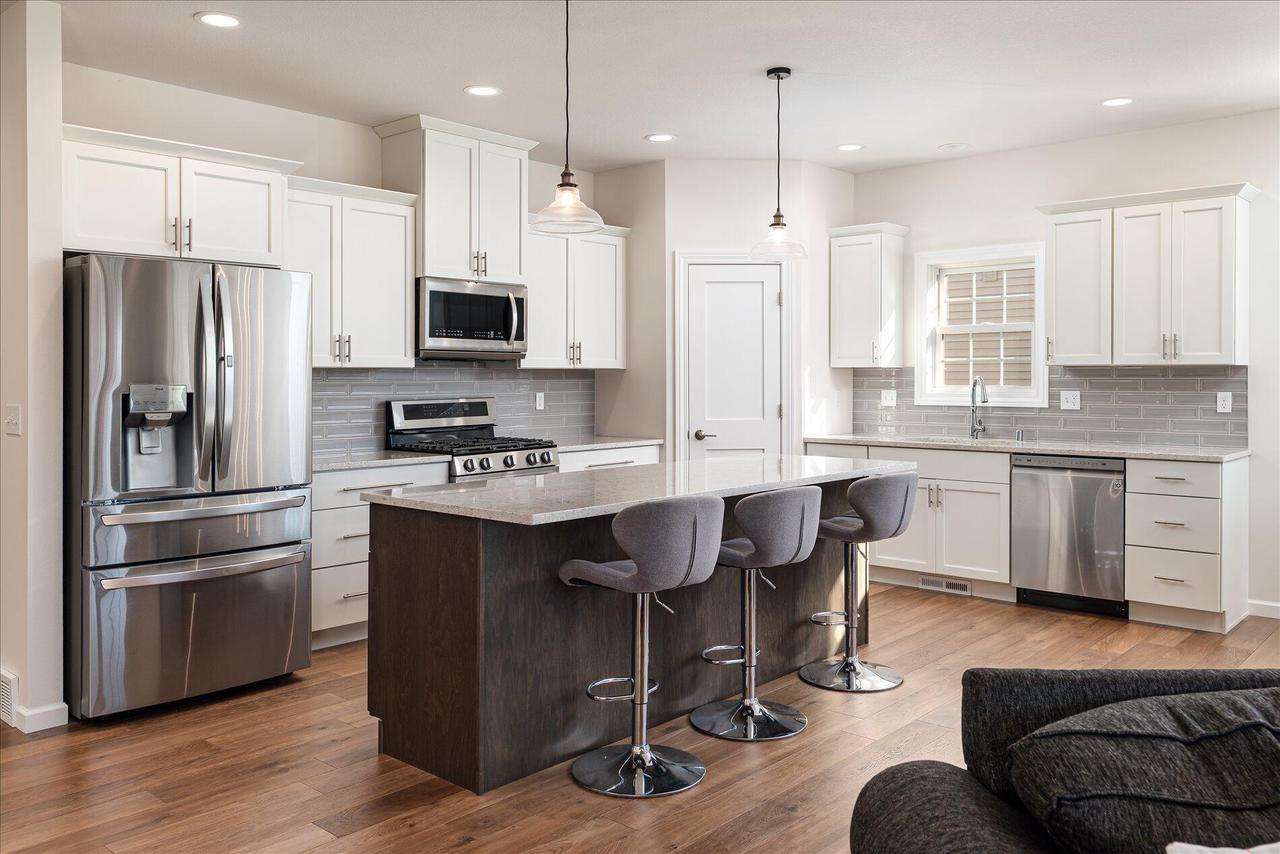 3120 Christenson LANE