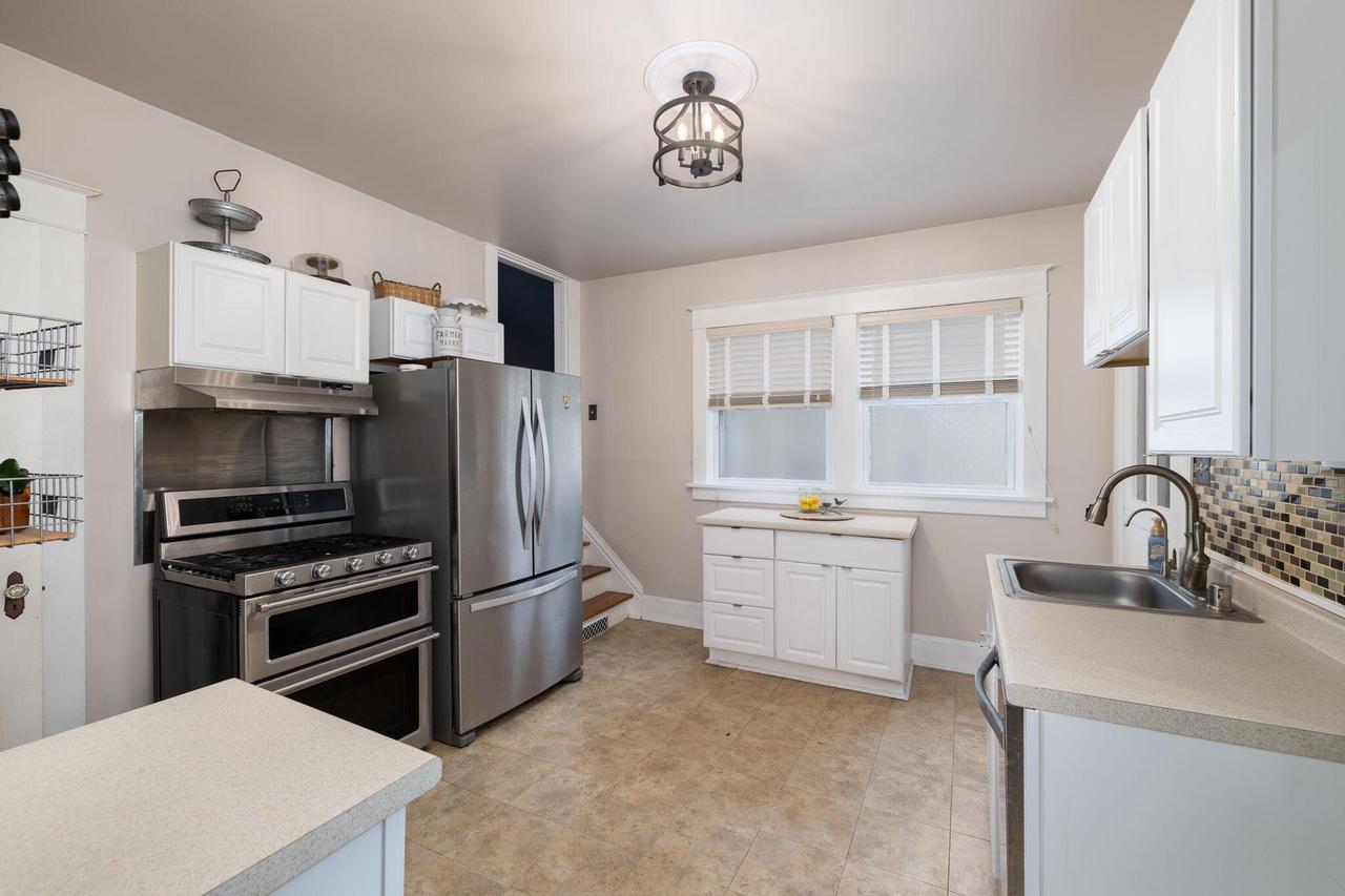 527 15th STREET SOUTH South