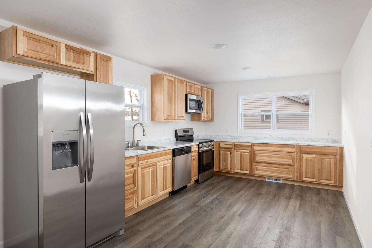 2929 21st PLACE SOUTH South