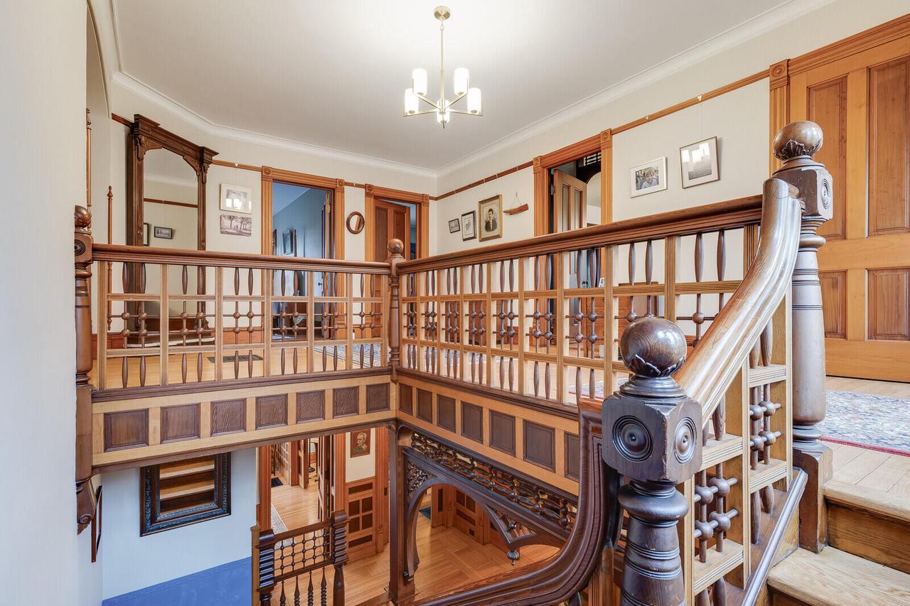 221 10th STREET SOUTH South