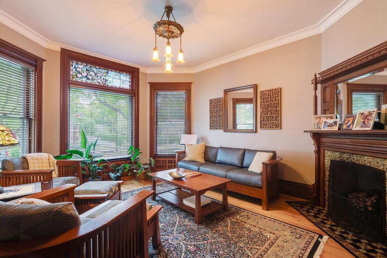 221 10th STREET SOUTH South