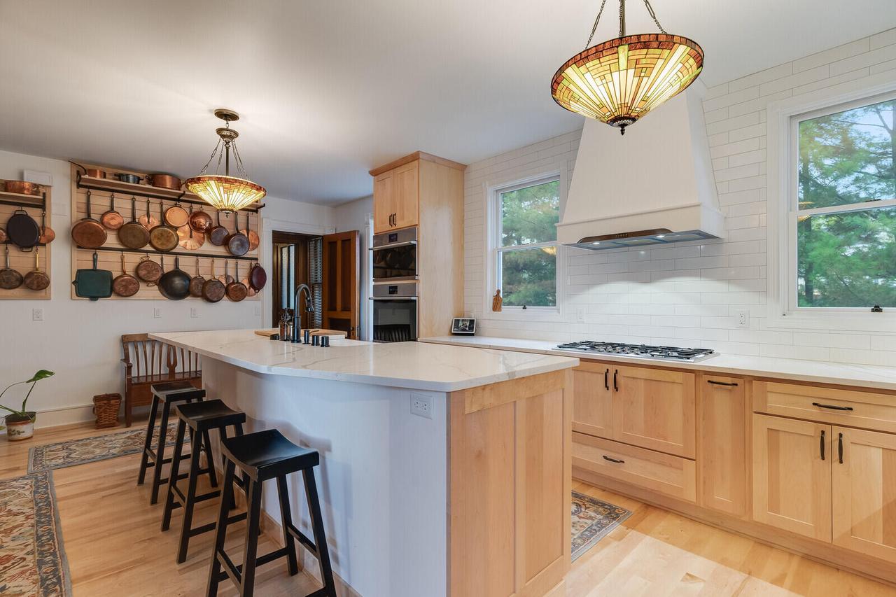 221 10th STREET SOUTH South