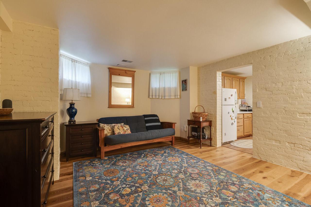 221 10th STREET SOUTH South