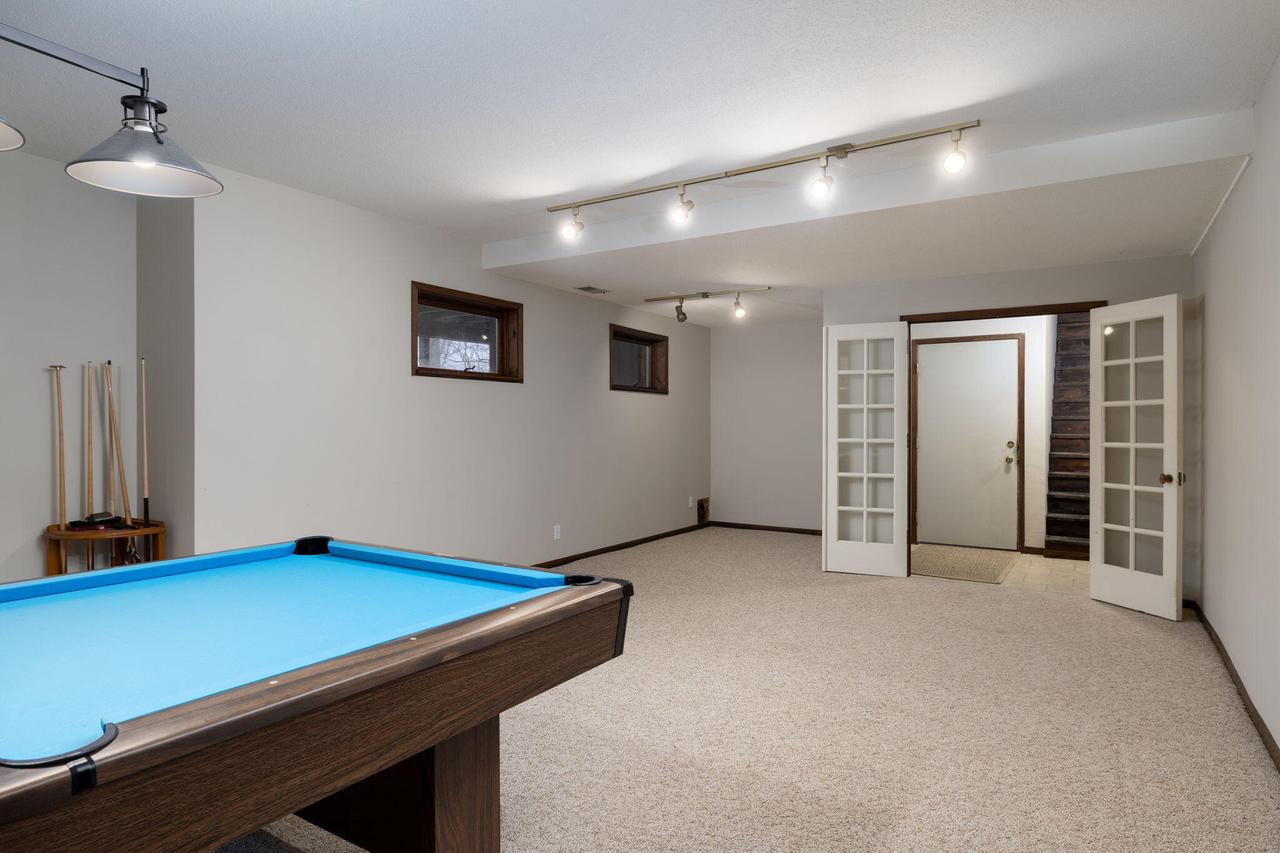 N1463 Red Oaks DRIVE