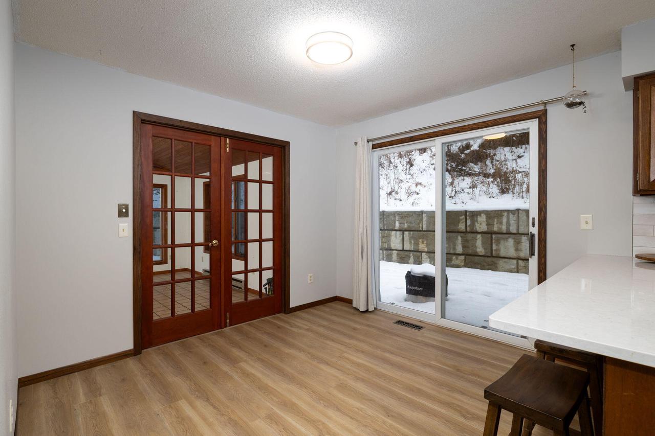 N1463 Red Oaks DRIVE