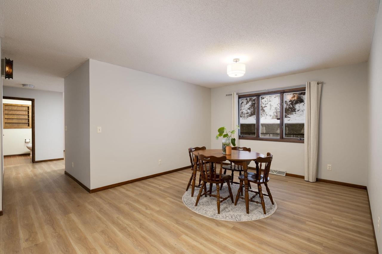 N1463 Red Oaks DRIVE