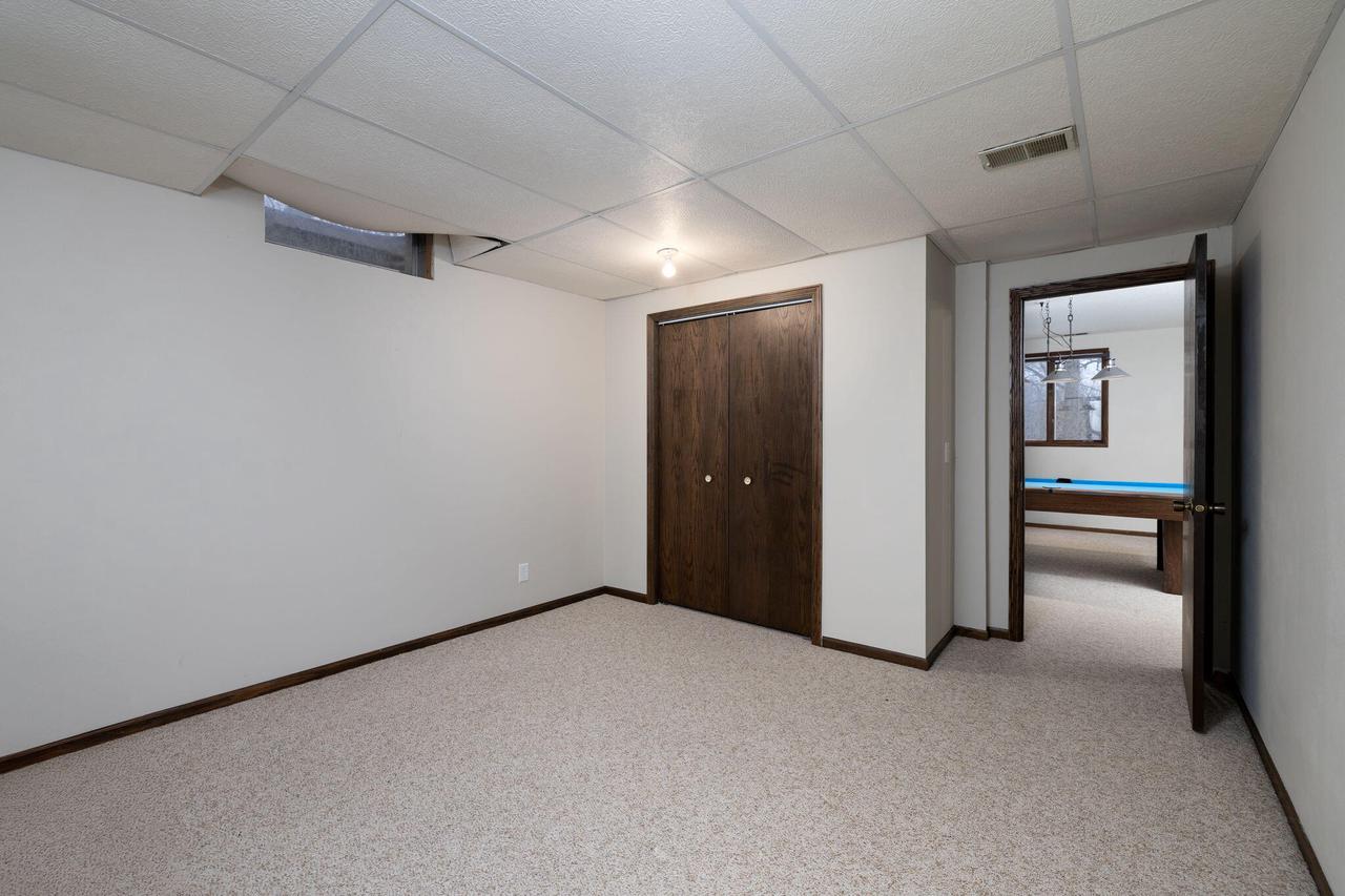 N1463 Red Oaks DRIVE