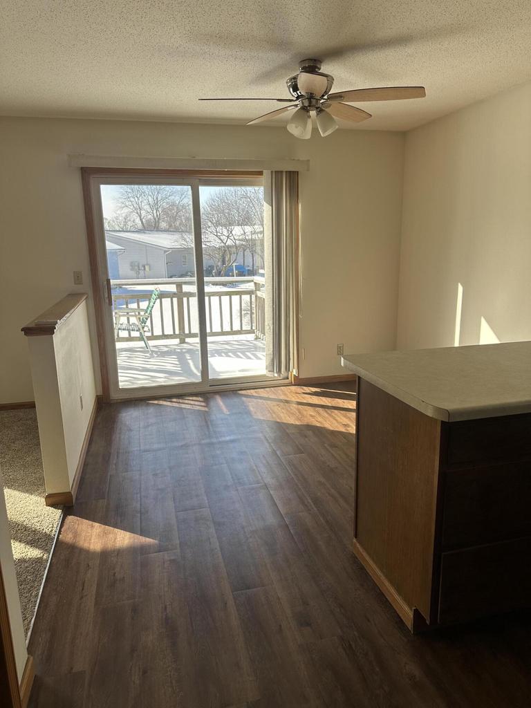 1041 Terrace DRIVE 1043