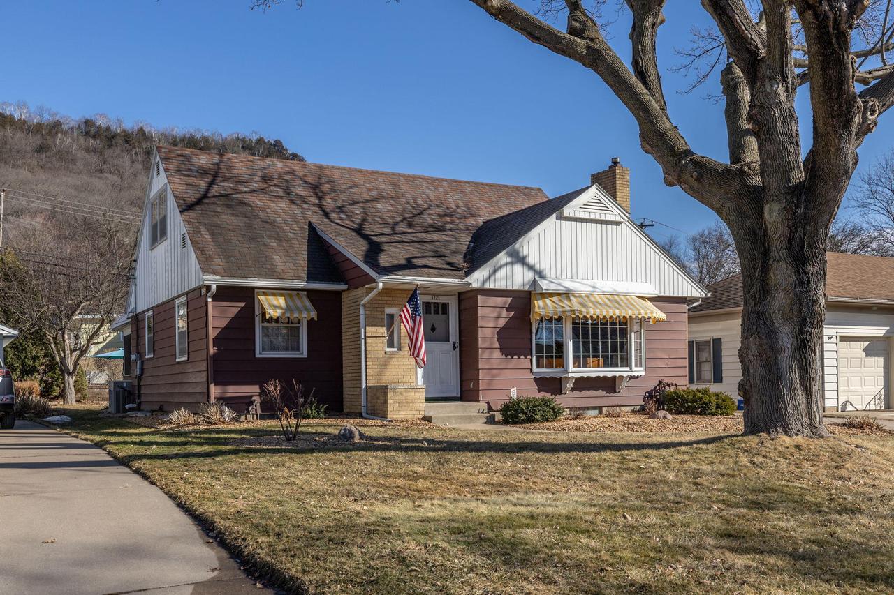 1721 31st STREET SOUTH South