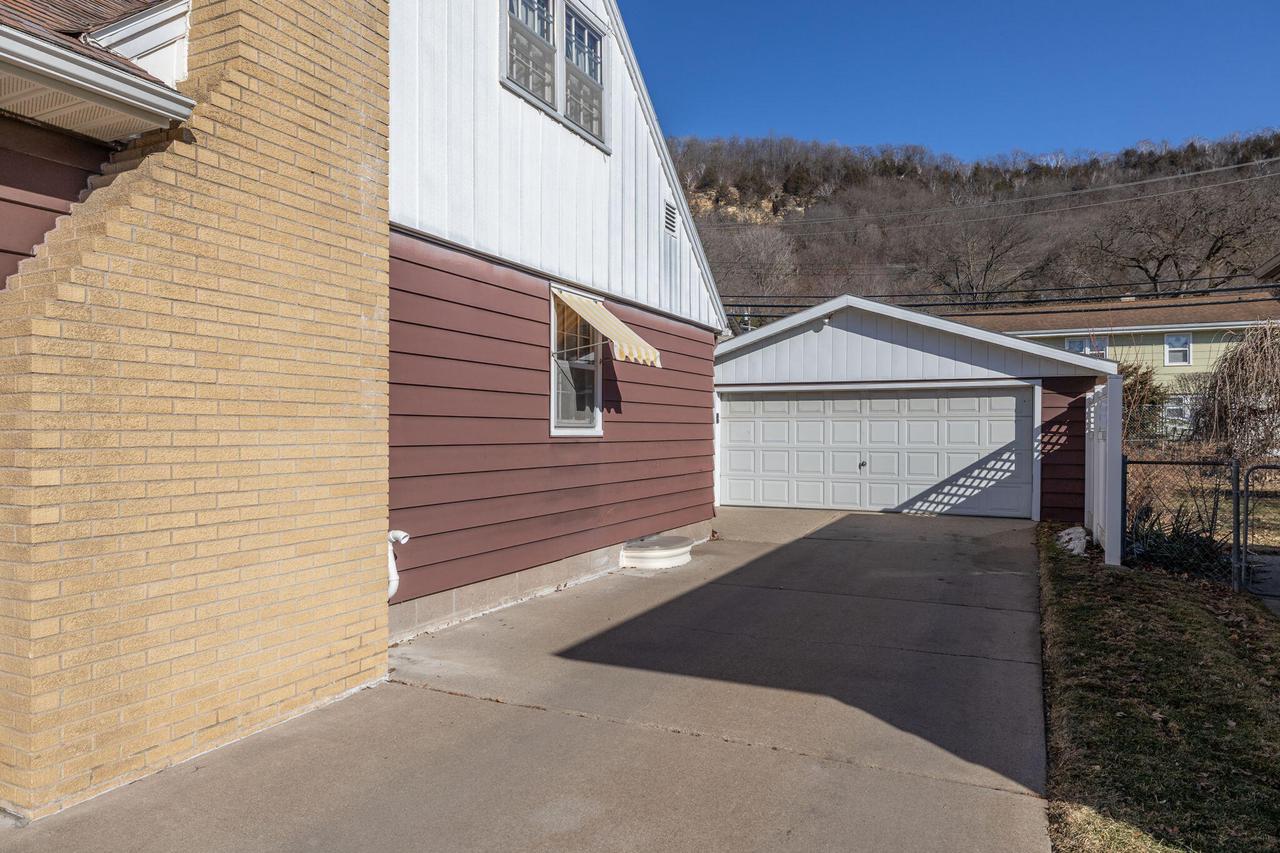 1721 31st STREET SOUTH South