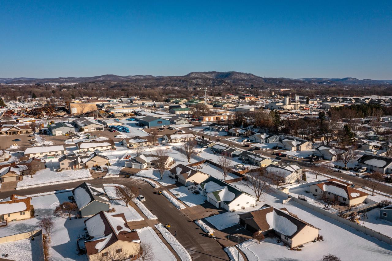 315 Cypress Circle LANE