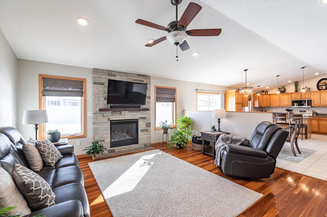 315 Cypress Circle LANE