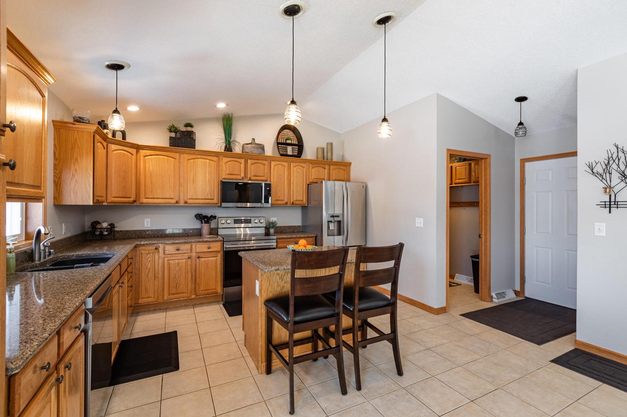 315 Cypress Circle LANE