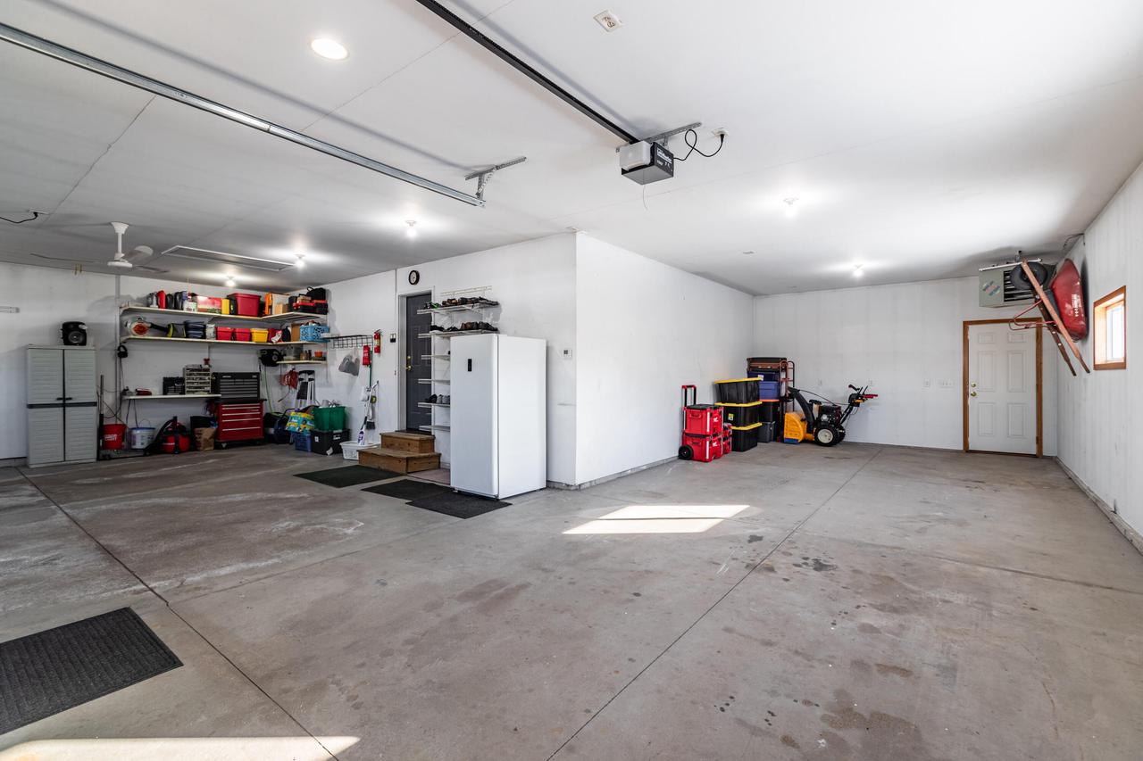 315 Cypress Circle LANE