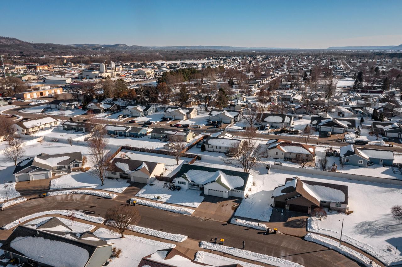 315 Cypress Circle LANE