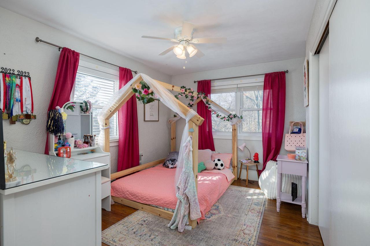 3504 Crown BOULEVARD