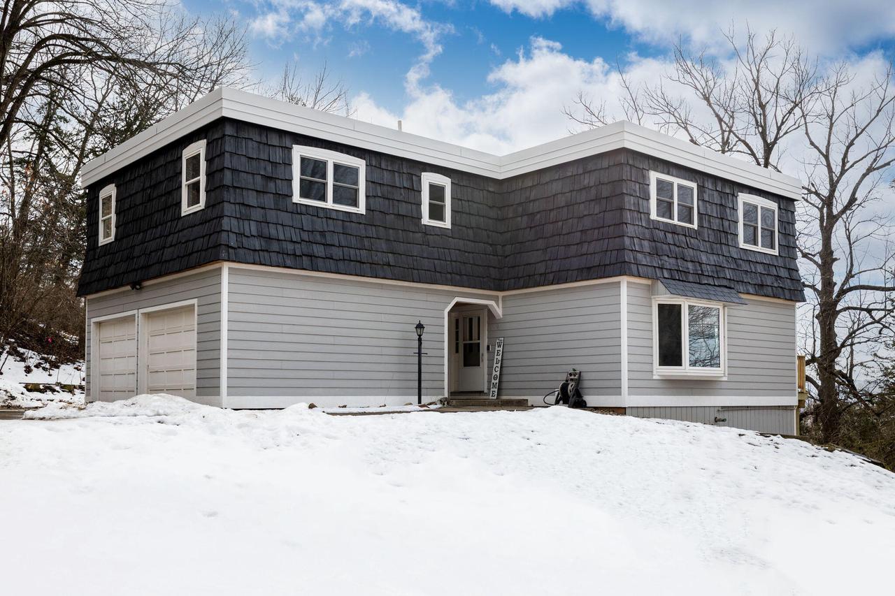 3504 Crown BOULEVARD