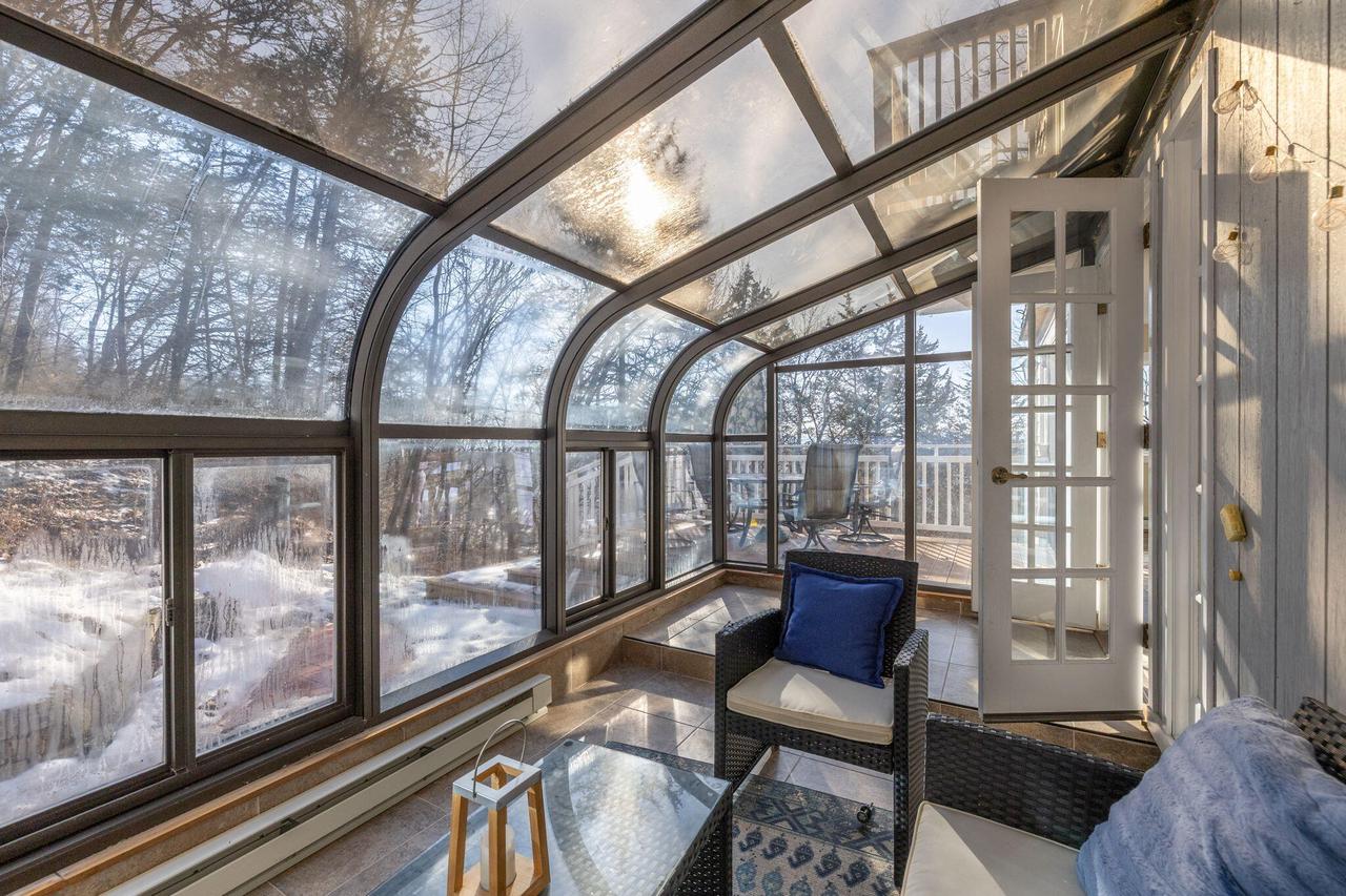 3504 Crown BOULEVARD