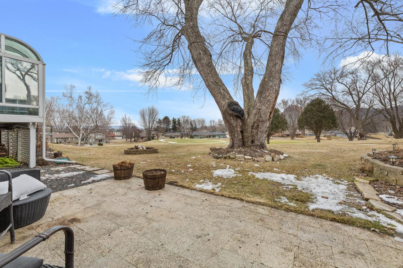 1628 Valley View DRIVE