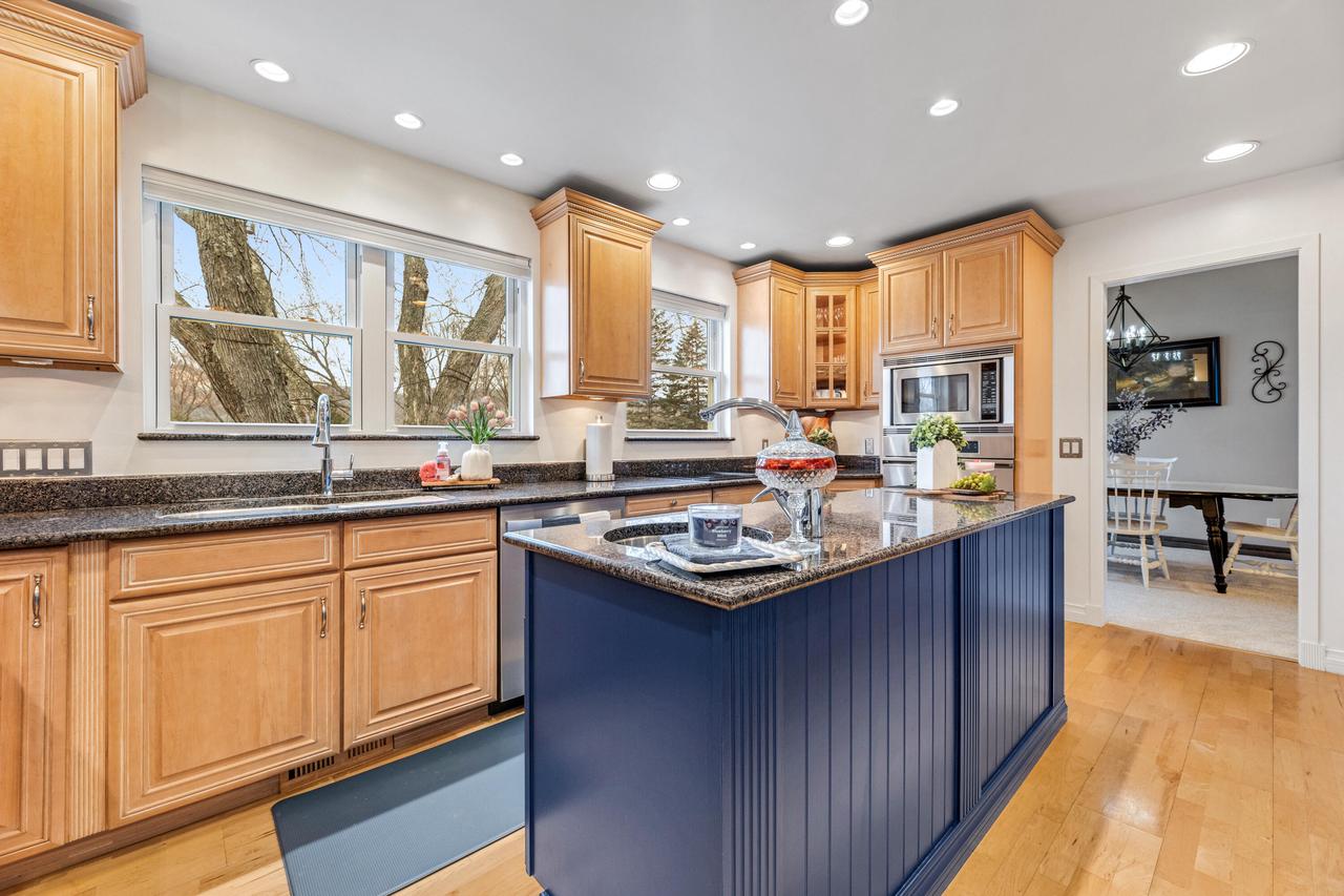 1628 Valley View DRIVE