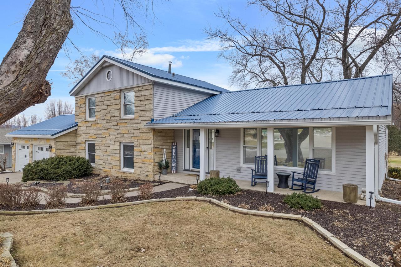 1628 Valley View DRIVE