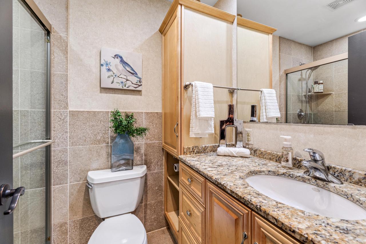 1628 Valley View DRIVE