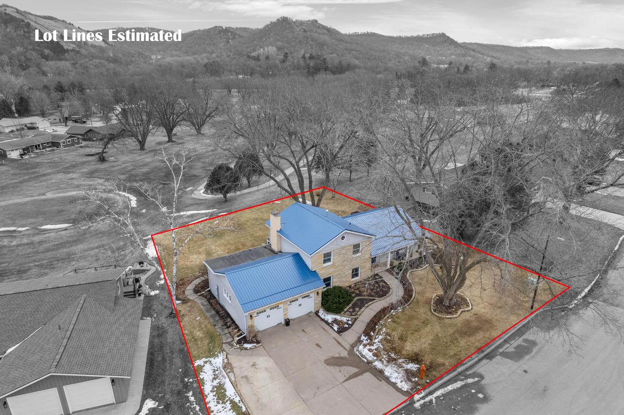1628 Valley View DRIVE