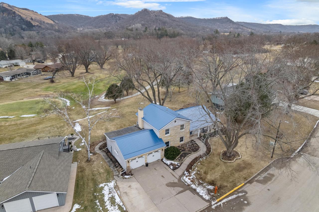 1628 Valley View DRIVE