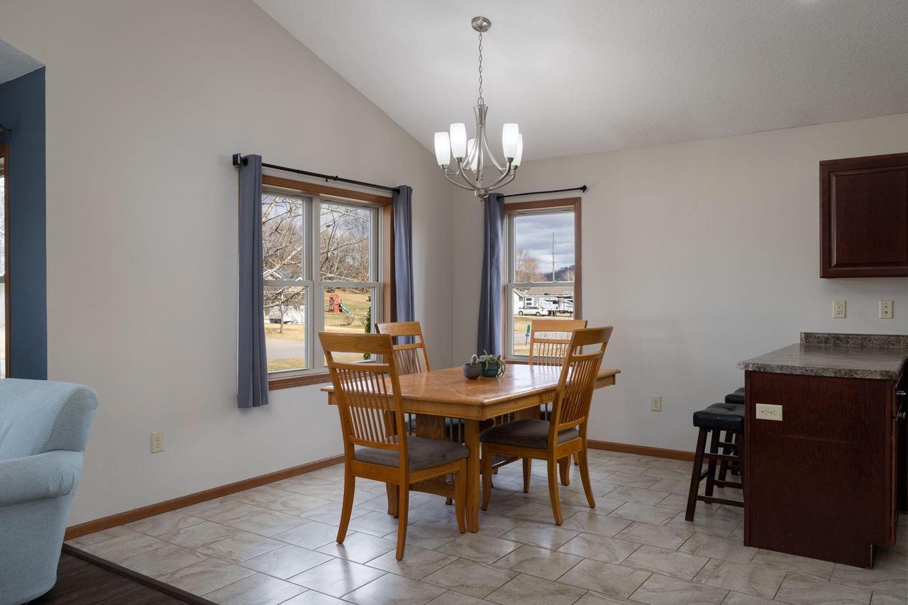 W7945 Vermeer STREET