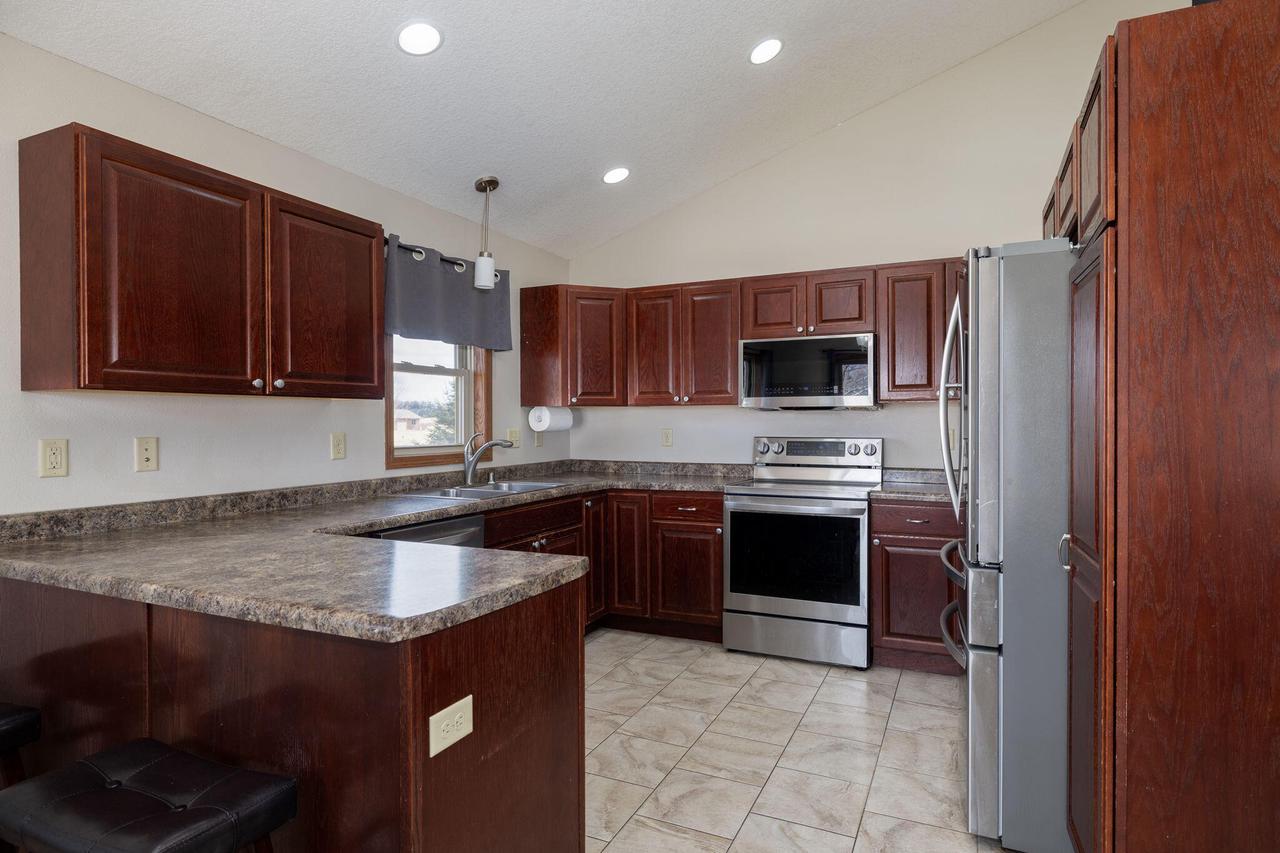 W7945 Vermeer STREET