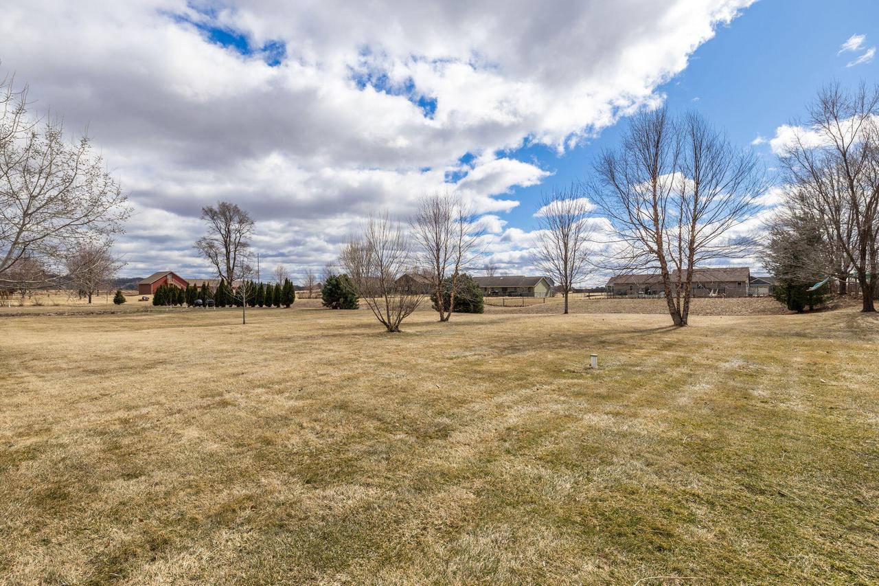 W7945 Vermeer STREET