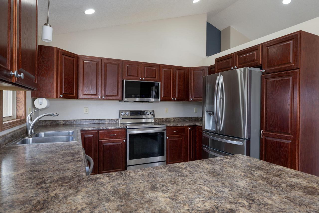 W7945 Vermeer STREET