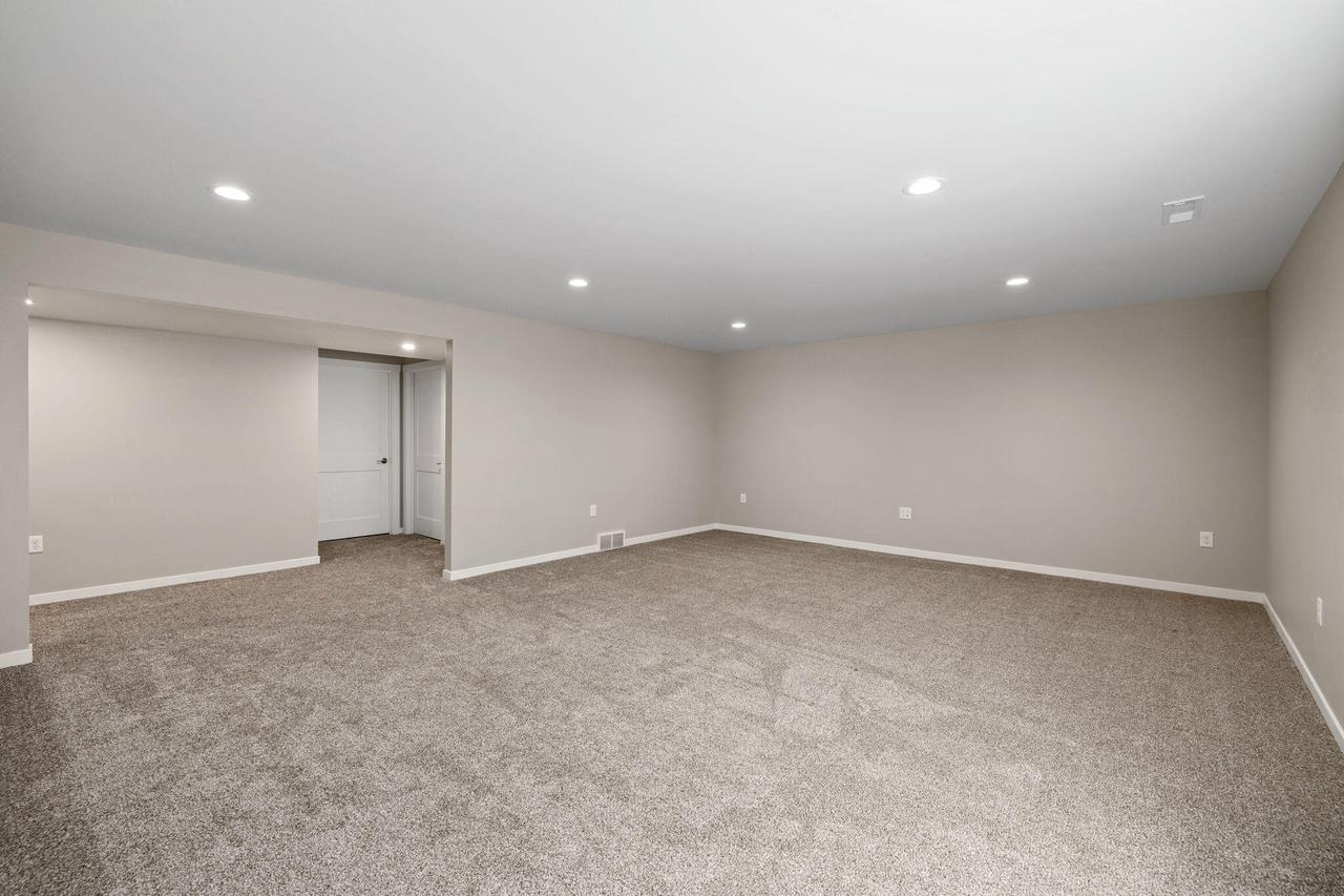 733 Crockett DRIVE