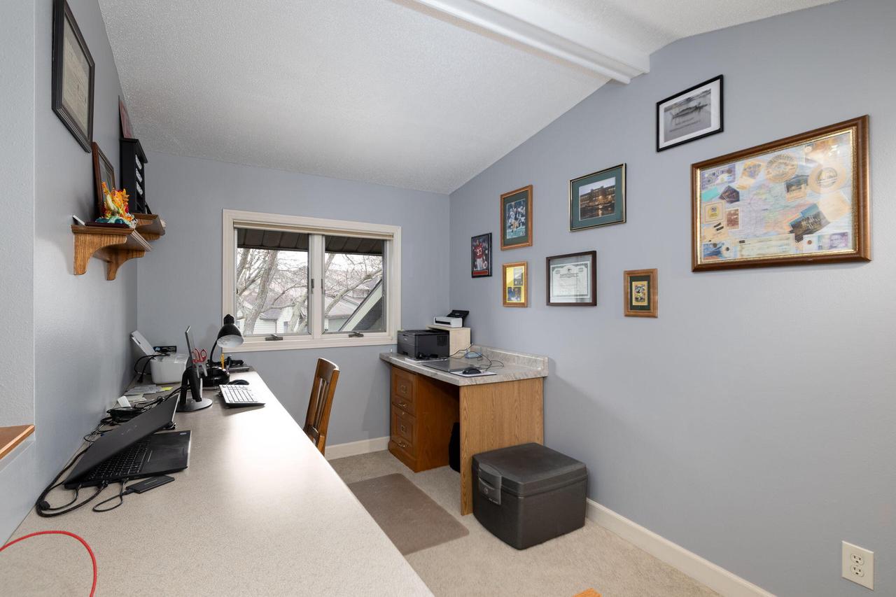 404 Gillette STREET B