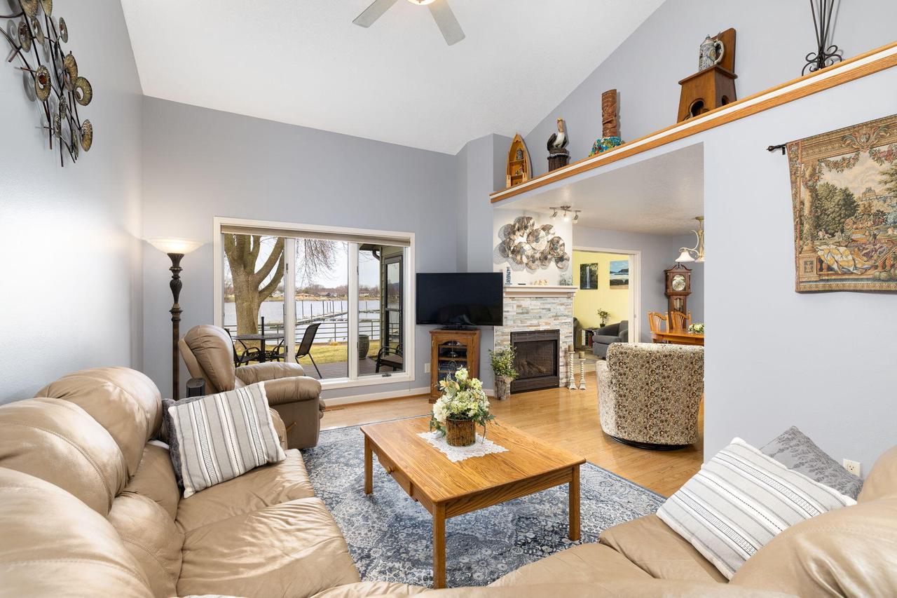 404 Gillette STREET B