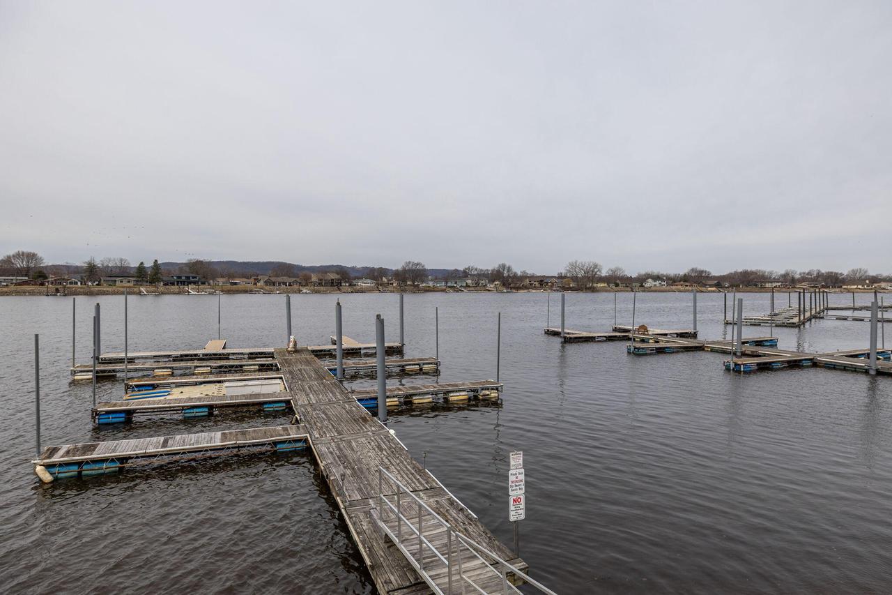 404 Gillette STREET B