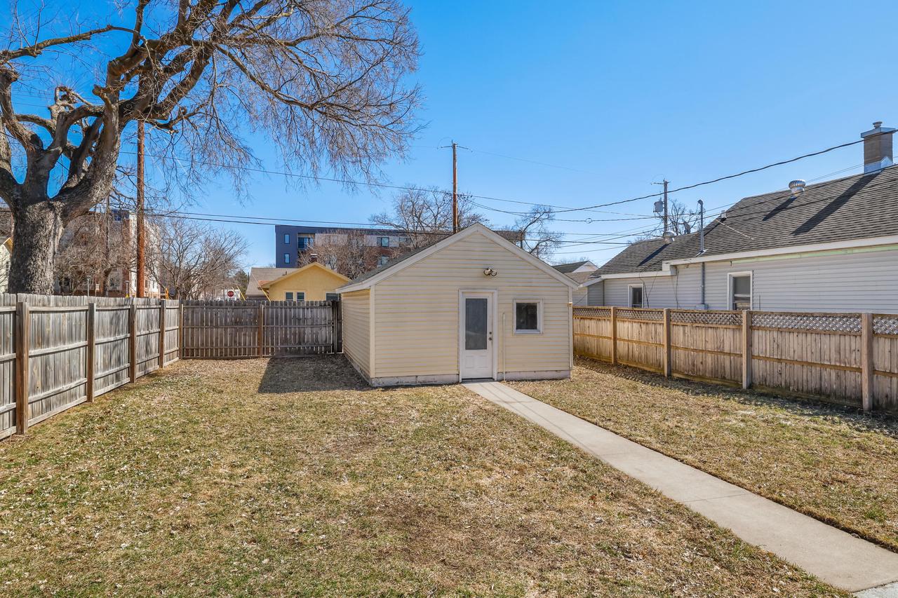 1303 6th STREET SOUTH South