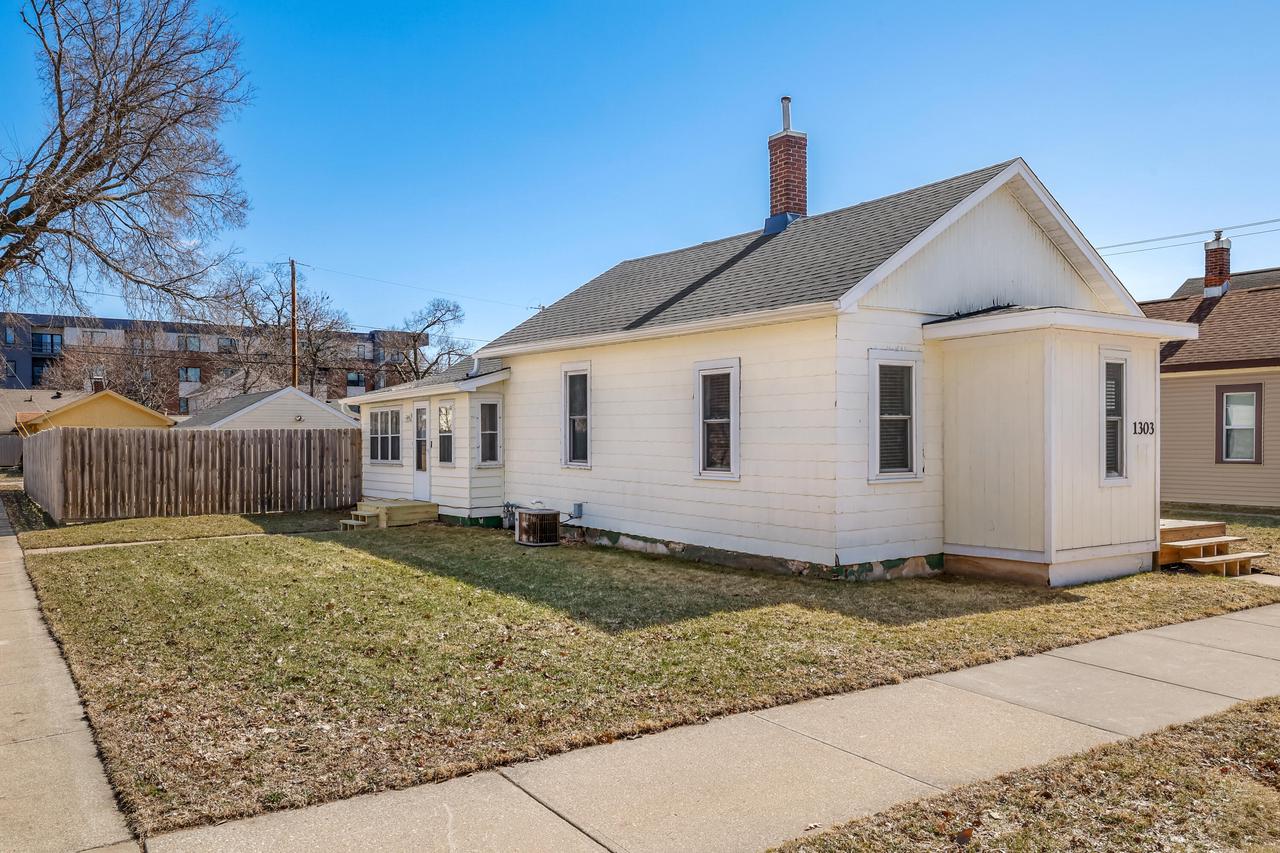 1303 6th STREET SOUTH South