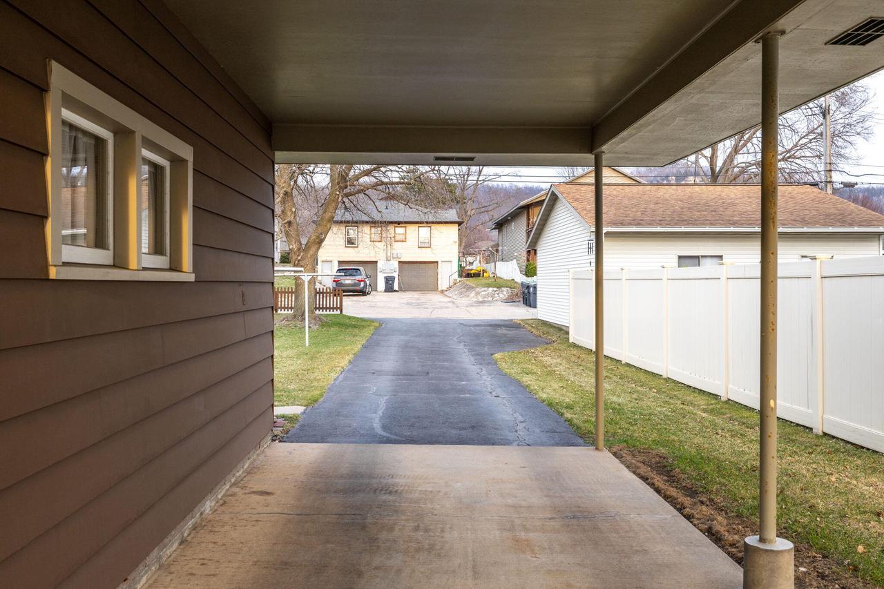 1119 Losey BOULEVARD SOUTH South