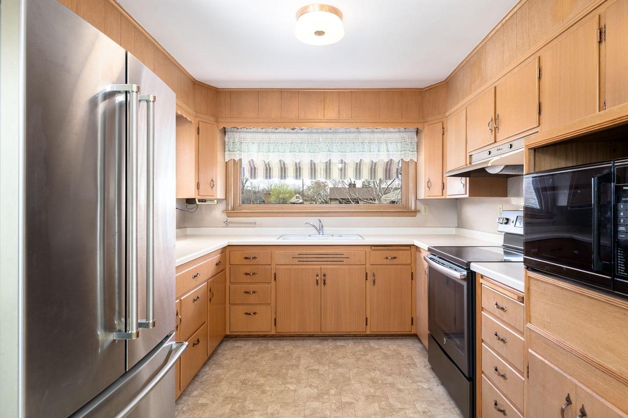 1119 Losey BOULEVARD SOUTH South