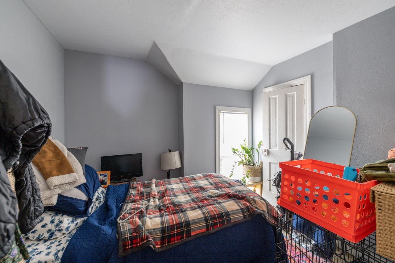 1306 Charles STREET 1308