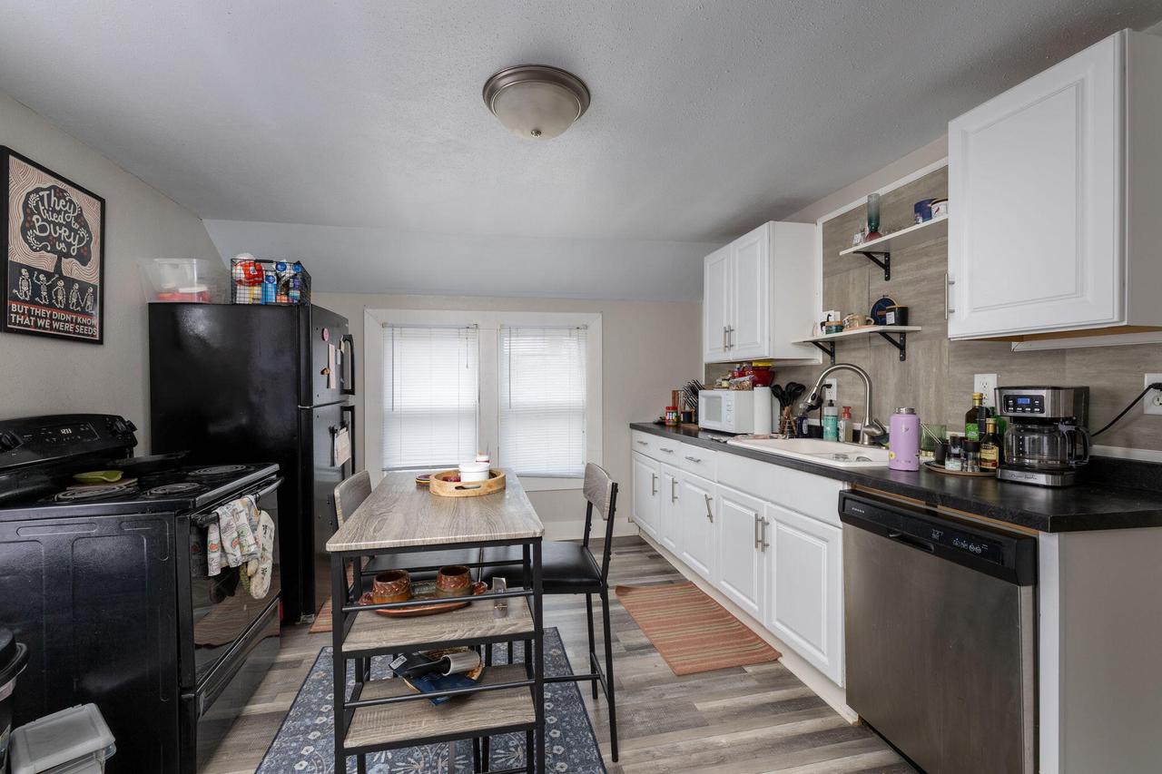 1306 Charles STREET 1308