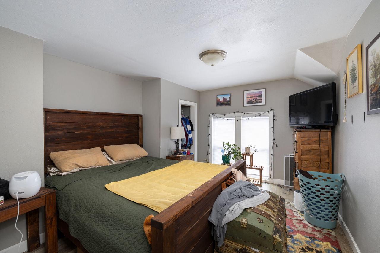 1306 Charles STREET 1308