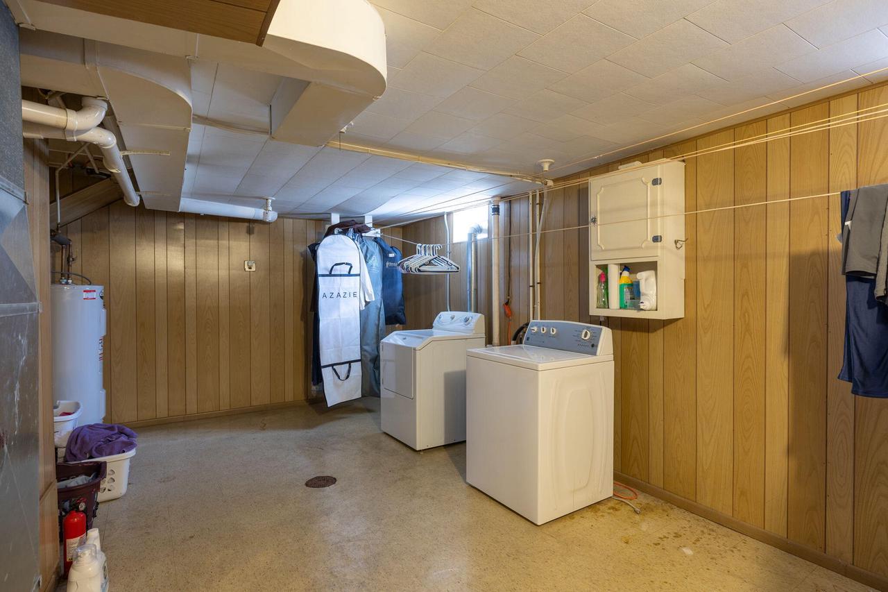 1425 Redfield STREET