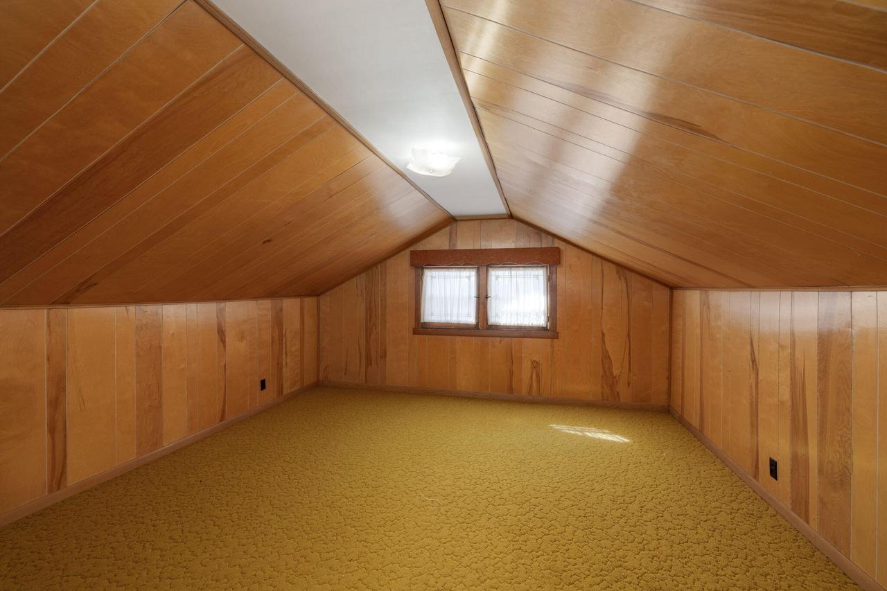 1425 Redfield STREET