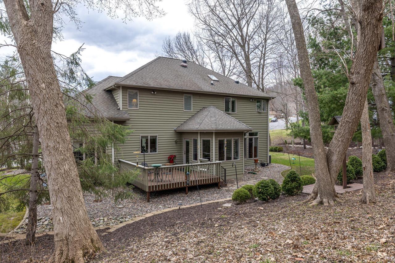 430 Larkspur LANE EAST East