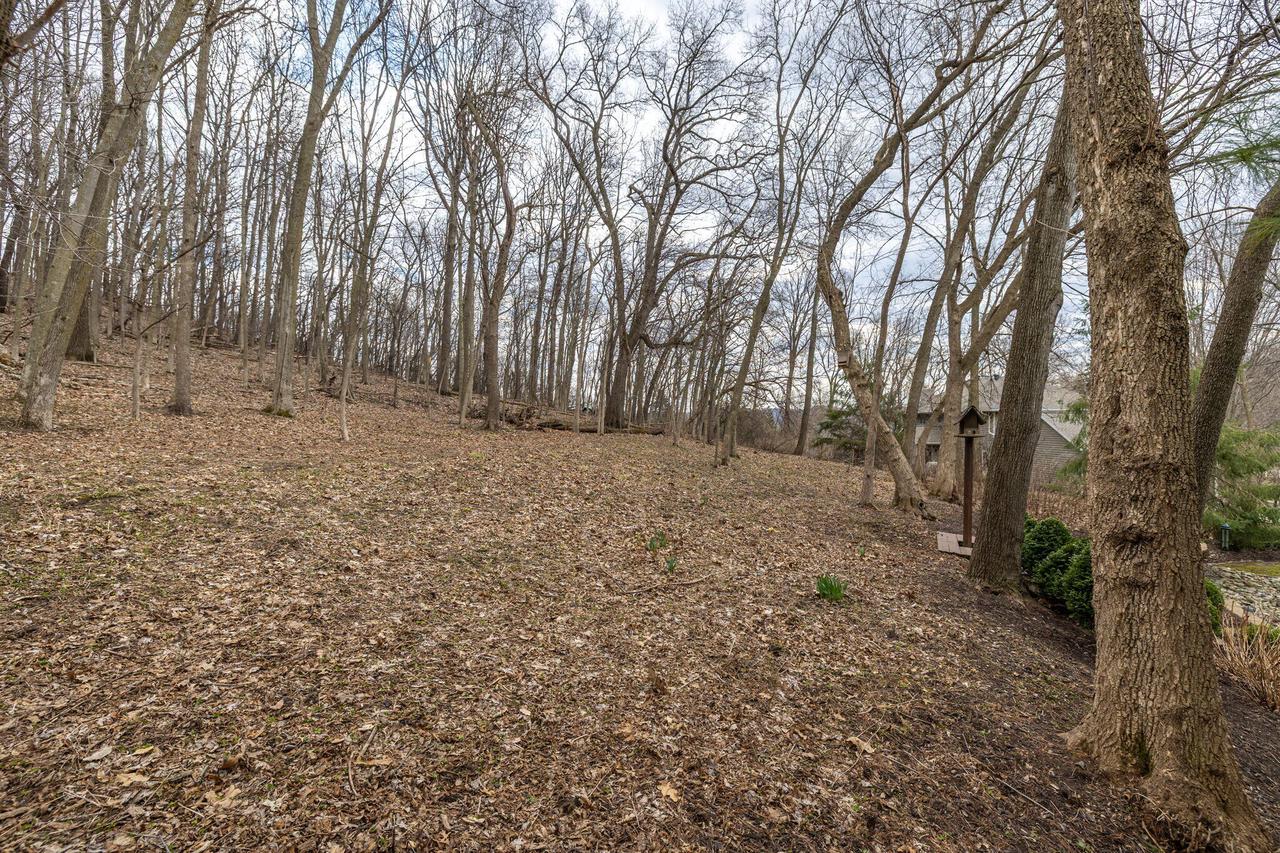 430 Larkspur LANE EAST East