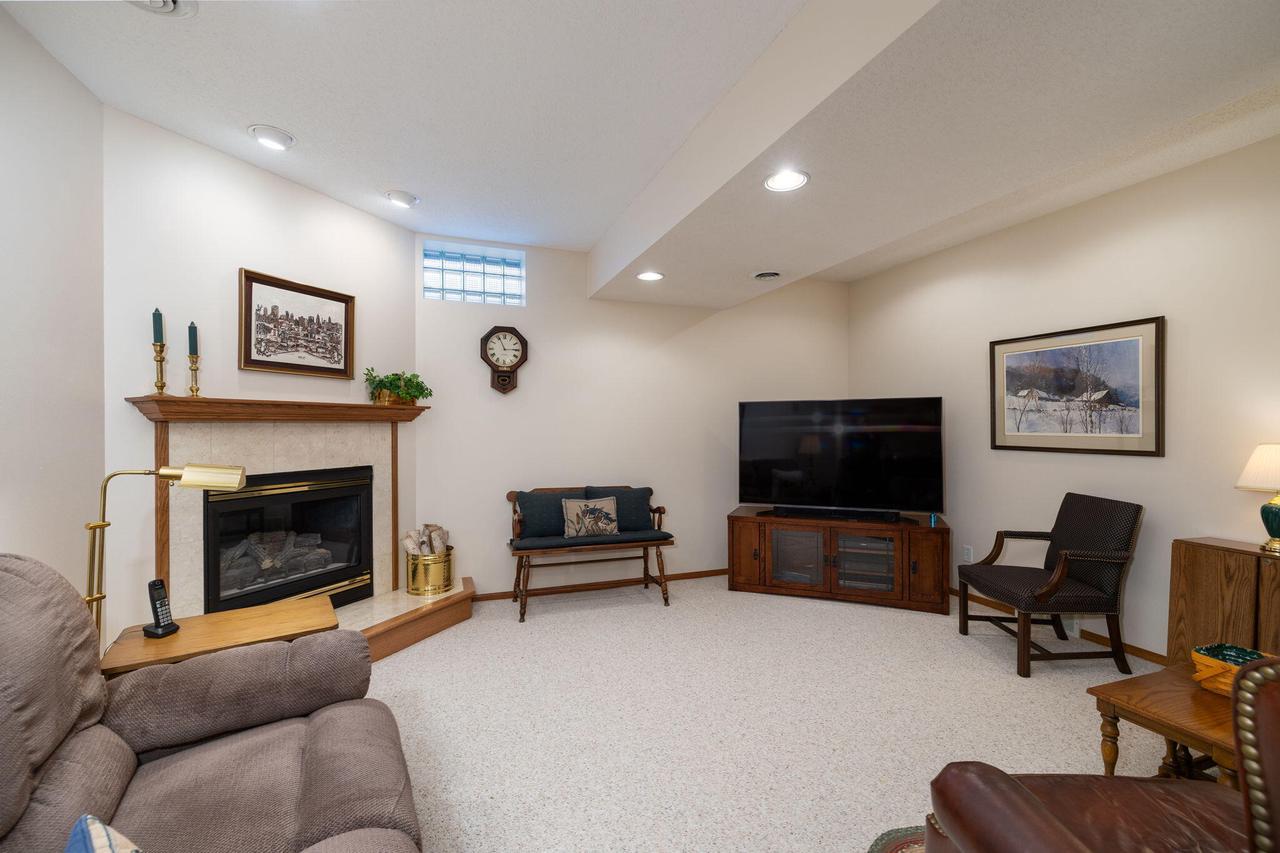 430 Larkspur LANE EAST East