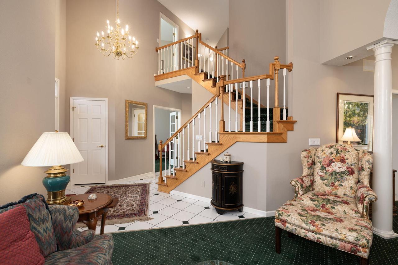 430 Larkspur LANE EAST East