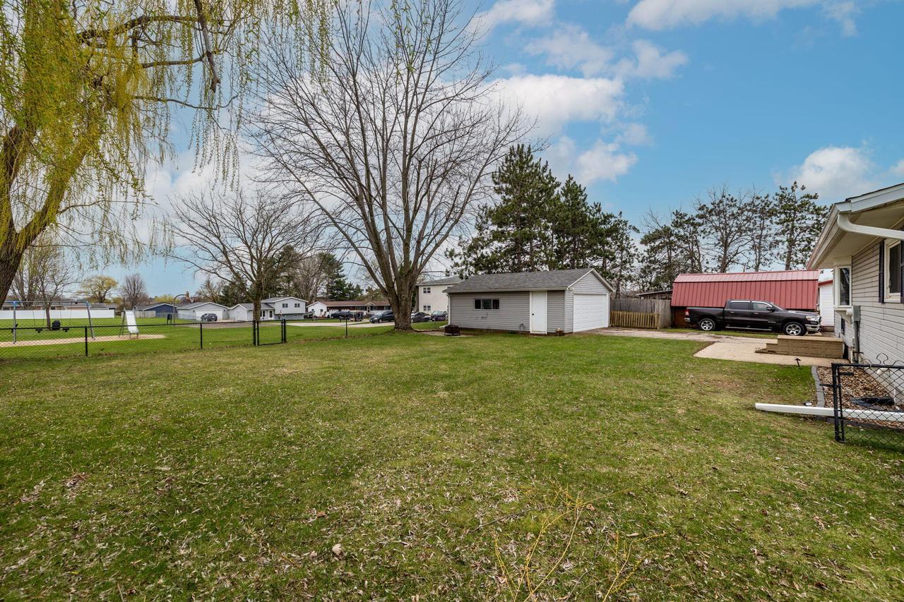 306 Neitzel DRIVE